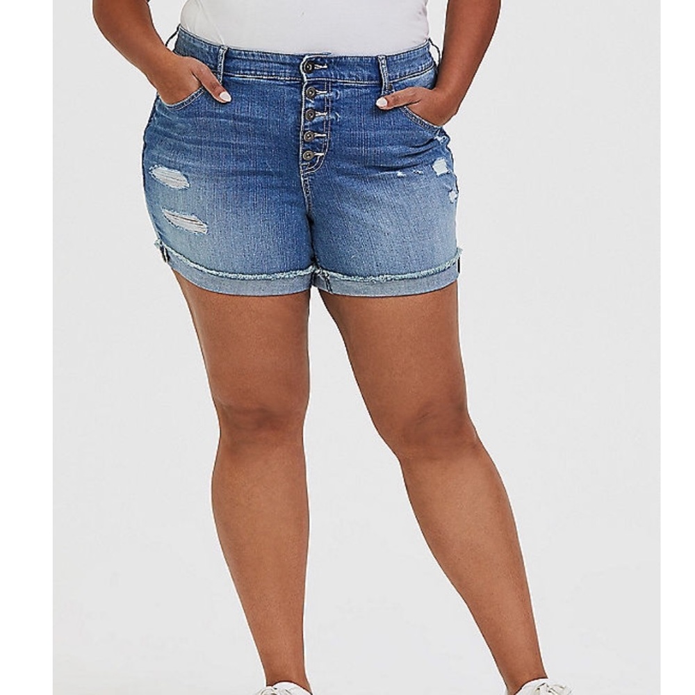 Torrid distressed jean shorts